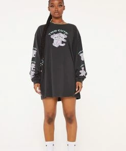 New Girl Order TWO CUTE BEARS LONG SLEEVE TEE